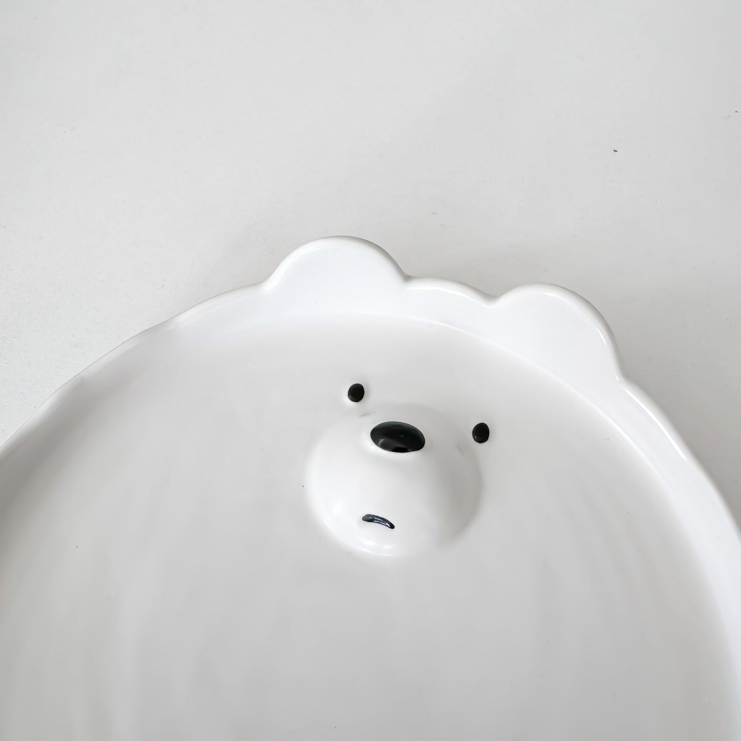 White bear plate and mug